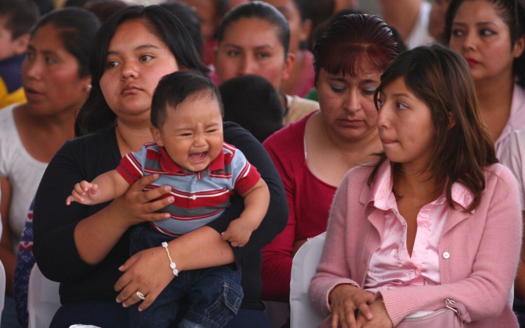 Lanzan beca “Gisela Gaytán” para apoyar a mujeres jefas de familia en Celaya