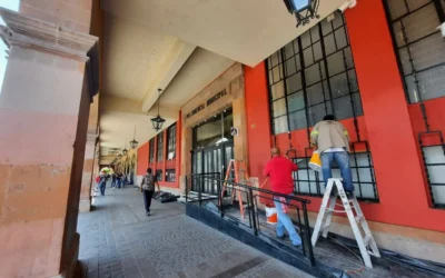 Cambian el color de la Presidencia Municipal de Celaya