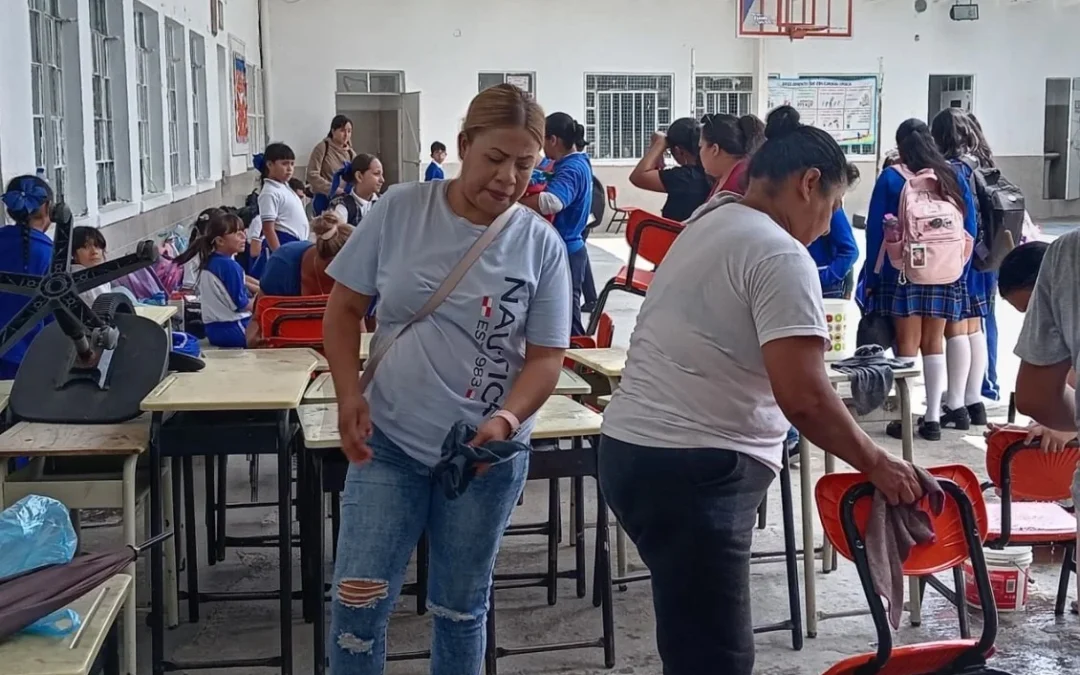 Demolerán aulas expuestas en escuela María Grever de Las Joyas, León