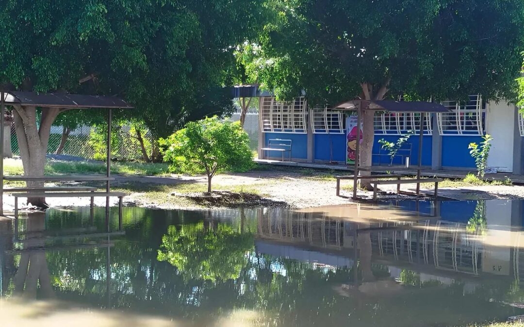 Doña Rosa sigue afectada por inundaciones: familias y escuela esperan apoyo