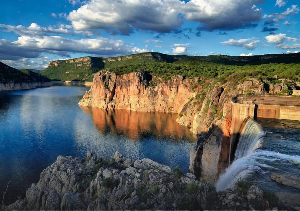 Conagua reporta niveles favorables en presas de NL