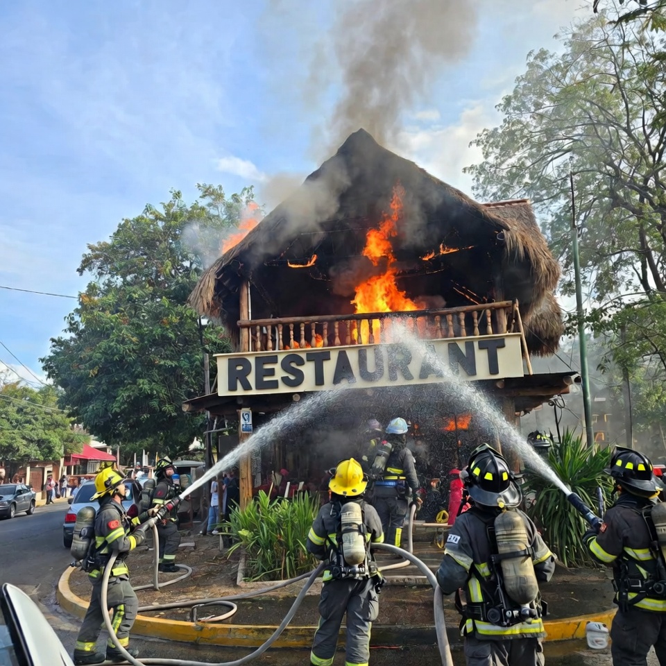 Incendio en Feria de Tabasco deja cinco muertos y daños masivos